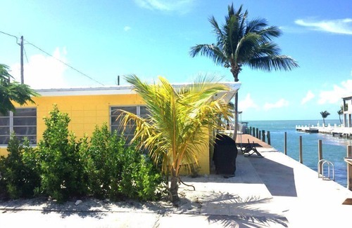 Little Venice House | Yellow Fin Ocean front Breezes (M#11)