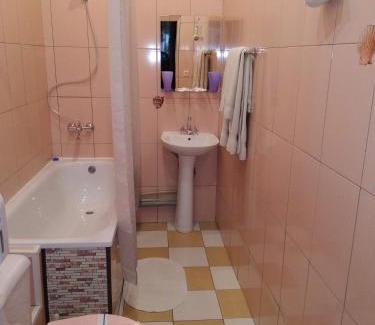 Petrovskoye Hotel | YELLOW UNLIMITED HOTEL 4