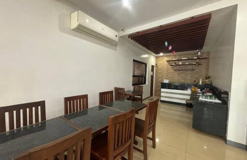 Pallocan Hotel | Yellowbell Hotel
