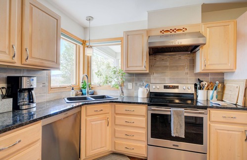 Livingston House | Yellowstone Country Home - Launchpad for a trip of a lifetime!