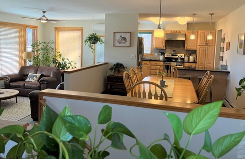 Livingston House | Yellowstone Country Home - Launchpad for a trip of a lifetime!