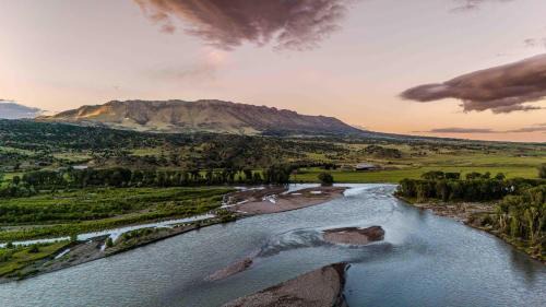 Livingston House | Yellowstone Crest Lodge