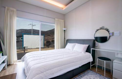 Yeosu House | Yeosu Geumodo Geumo Island Pension