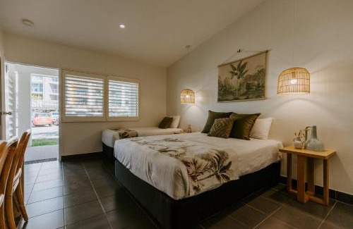 Yeppoon Hotel | Yeppoon Surfside Motel