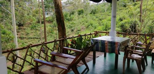 Ella Cabin | " YOLO " LOVELY COTTAGE