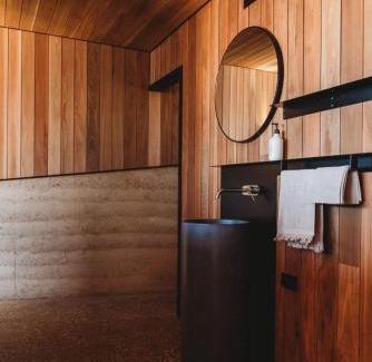 Canobolas Villa | Yonder Studio at Basalt Luxury Accommodation