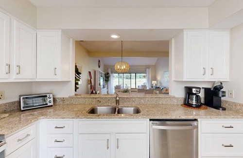 Palmetto Dunes Villa | You are going to love this completely remodeled villa!