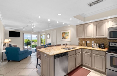 Whitney Beach Condo | Your Beachfront Haven – Beach Castle #3 by RVA