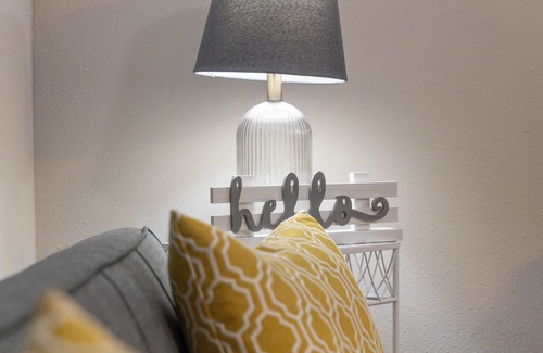 Red Bank Apartment | Your comfort zone! Mins from downtown and Northshore