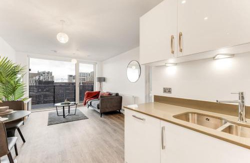 Canning Town South Apartment | Your Cozy Canny Town Haven 2