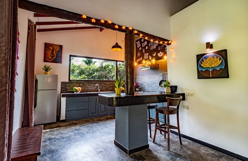 Mirissa House | Your Dream Home - Mirissa - Large Peaceful Tropical Garden - 6mins from beach