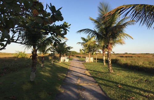 Pontal do Parana House | Your Home in Atami with A/C, Wi-Fi and Home-office