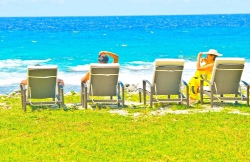 Kiikii Tapere House | Your own ocean front bach