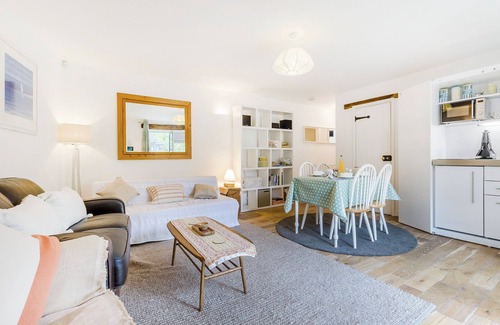 East Dereham Cottage | Your perfect retreat where luxury meets nature.