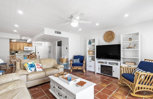 Fort Pierce House | Your Perfect Vacation Townhome Just Steps from the Sand! - Full Amenities