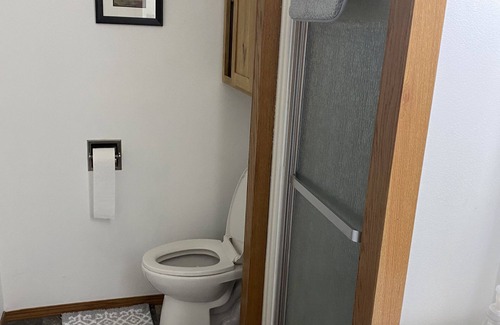 Benton Other | Your Private Country Escape 1/2 mile from Rend Lake – A Hidden Gem!