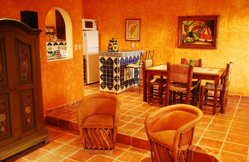 Colonia 10 De Abril House | Your Private Estate in the Heart of San Miguel Cozumel.