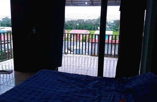 Cariari Bed & Breakfast | Your rest before the adventure, with breakfast and balcony.