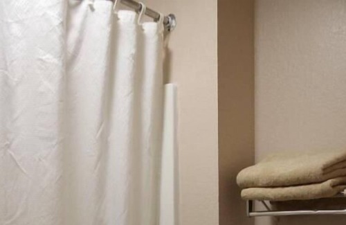 Mount Vernon House | You’re Home Away From Home! Stay Minutes from College Avenue Historic District