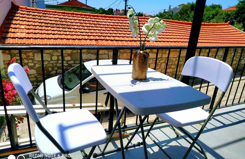 Pythagorion Apartment | YourHome2n4-7 min Walking distance to the market, restaurants, bars and beach!