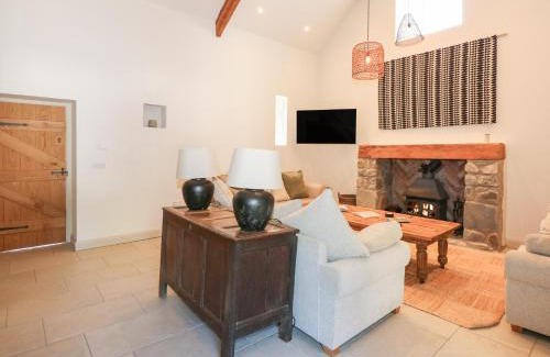 Conwy House | Ysgubor Maen Y Bardd