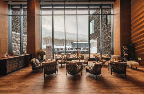 Akaigawa Apartment | Yu Kiroro, Ski-in Ski-out Luxury Residences