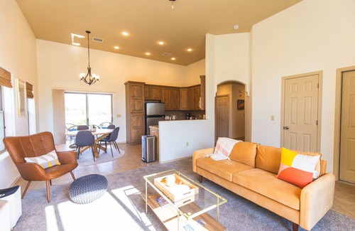 Las Cruces House | Yucca House | Views, Jetted Bath, Central Retreat