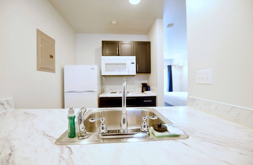 St. Robert Hotel | Z Loft Extended Stay Hotel