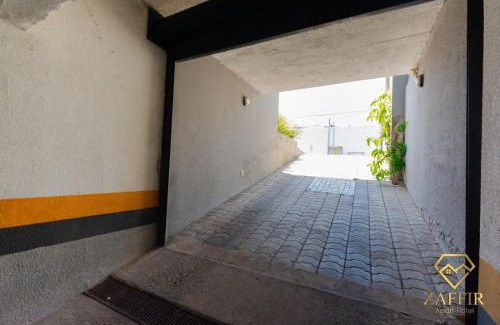 Dom Aquino Apartment | Zaffir Apartamento