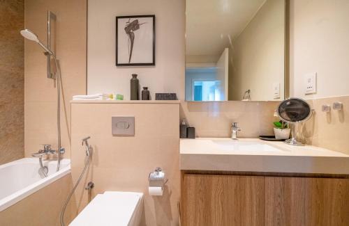 Za'abeel 2 Apartment | Zapbed House -Dt 2103