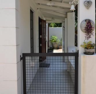 Moreleta Park House | Zebra Cottage