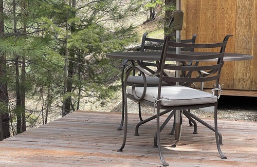 Cascade RV Rental | ~Zen Cascade~ A great private camping spot w/power & septic amongst the trees