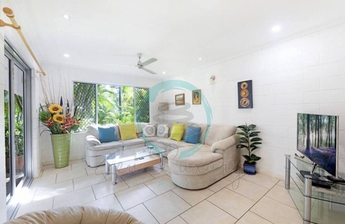 Larrakeyah Apartment | ZEN TREETOPS - 2BR Apartment with Pool