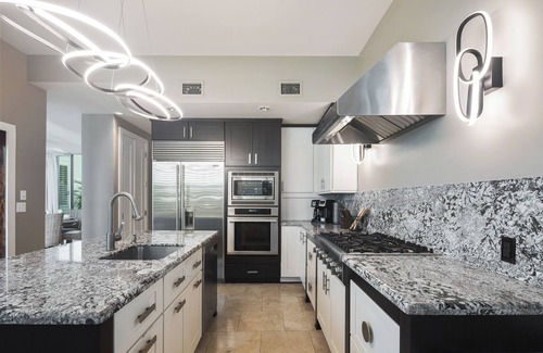 Downtown Villa | Zen Villa - A Luxurious 3-bedroom Sanctuary with WiFi & a Pool in Old Key West