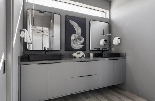 Indian Cove House | Zenith by Fieldtrip Architectural Gem Near National Park Entrance