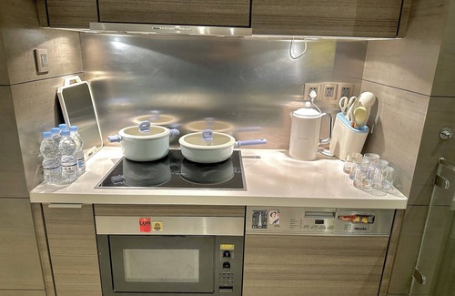 Jing'an Hotel | ZHome-Suhe Luxury Mansion-Near the Bund