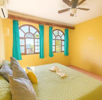 Ixtapa - Zihuatanejo House | Zihua 6bed 3bath Home for 12 with Direct Access to Beach