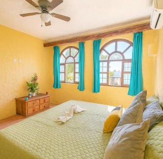 Ixtapa - Zihuatanejo House | Zihua 6bed 3bath Home for 12 with Direct Access to Beach