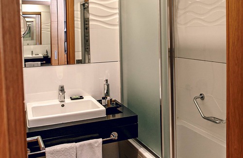 Qusar Hotel | Zirve Hotel