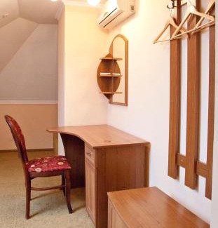 Berehove Hotel | Zolota Pava
