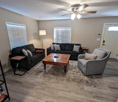 Wichita House | Zoobilee-on Zoo Blvd