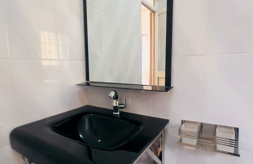 Mbarara Hotel | Zotel leisure courts kisigula