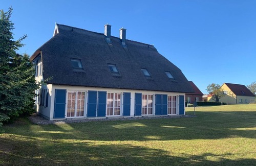 Benz House | Zur Fischerwurt 8 - 8 room house