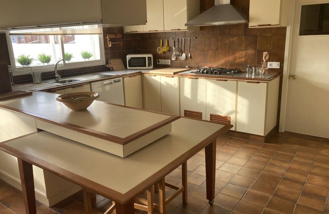 Ático Amplio y Luminoso con Terraza