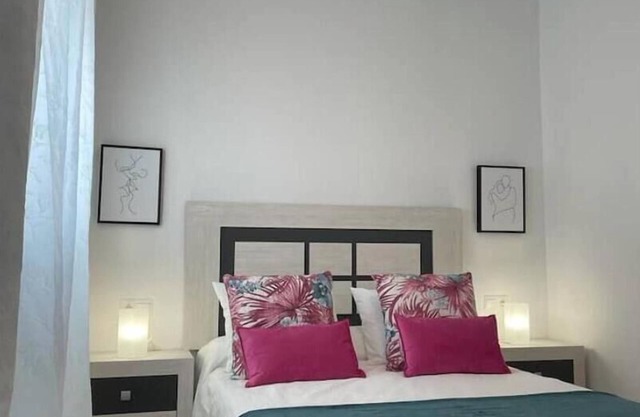 Ático CON Terraza Y Vistas