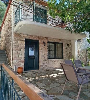 Το Αρχοντικό της Λενιώς