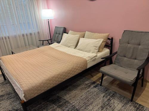 Апартаменти, вул Космонавтів,29, великий Смарт TV , преміум підписки YouTube та онлайн-кінотеатрів, ЗВІТНІ ДОКУМЕНТИ