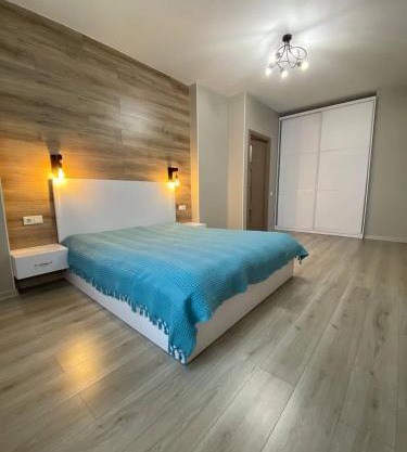 Апартаменти в центрі ЖК Над Бугом