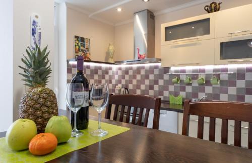 Видові 1к-2к апартаменти 11,15, 23 поверхи