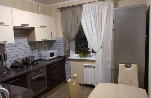 вулиця Електрометалургів